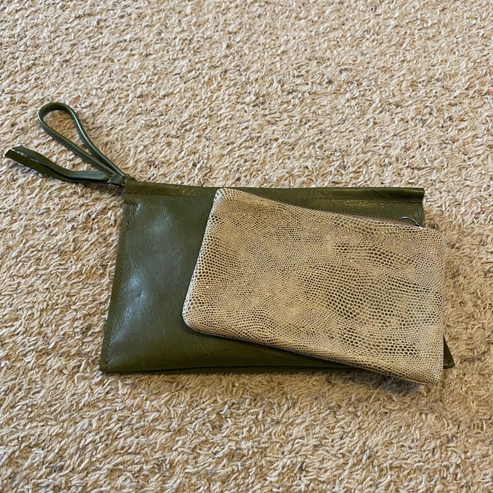 Rough and tumble clutch set.